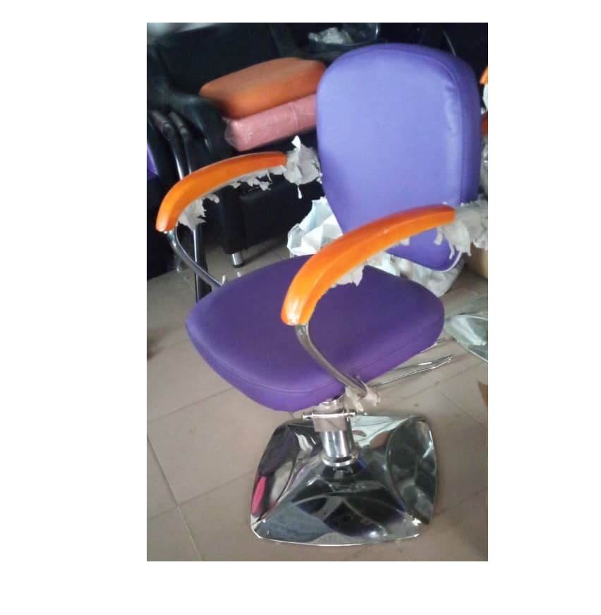 PURPLE SALON CHAIR WITH SILVER BASE, WOODEN ARM (BLEIN) PURPLE SALON CHAIR WITH SILVER BASE, WOODEN ARM (BLEIN)