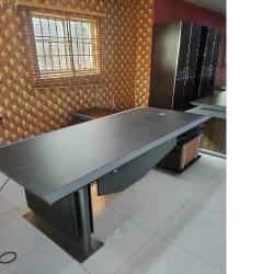 QUALITY DESIGNED GRAY OFFICE TABLE- AVAILABLE (AUFUR) - deluxe.com.ng QUALITY DESIGNED GRAY OFFICE TABLE- AVAILABLE (AUFUR)