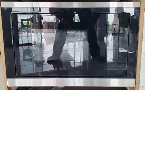 HOTPOINT 60CM BUILT IN MICROWAVE  - deluxe.com.ng